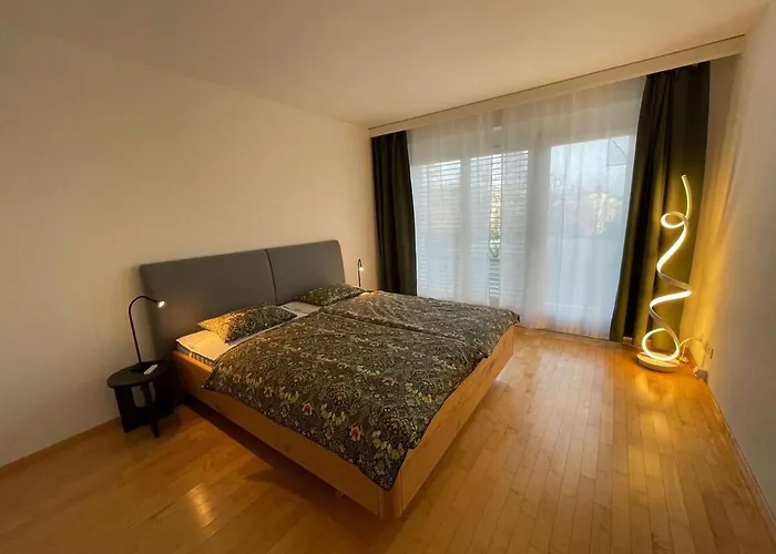Spacious House With Partial Lake View